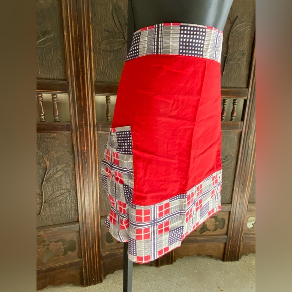 Mid-Century modern half waist cotton apron.  Asymmetrical cut with pocket - Picture 2 of 4